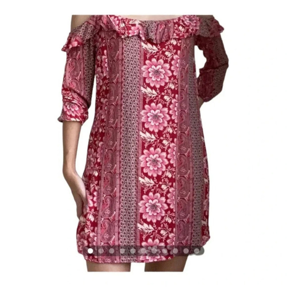 Hollister‎ Dresses Red Print Off-The-Shoulder Shift Dress - Picture 6 of 9